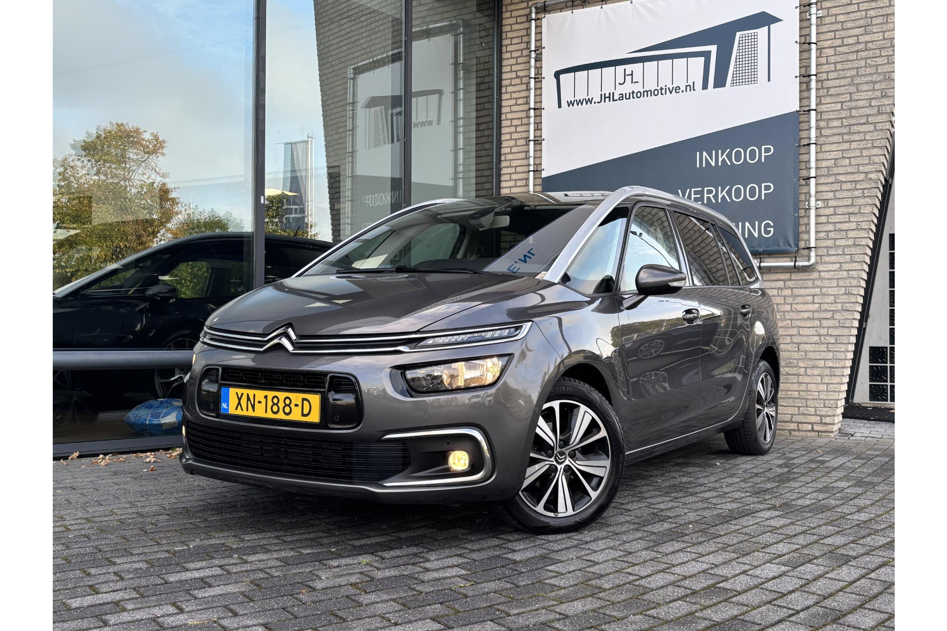 Citroën Grand C4 Spacetourer 1.2 Business*130PK*NAVI*ECC*CRUISE*CAM*7PERS.*